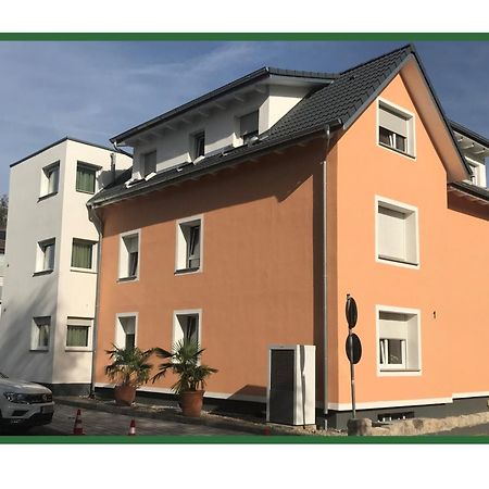 Bodensee Sunshine Zimmer & Apts. Ульдинген-Мюльхофен Экстерьер фото