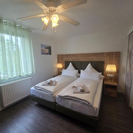 Bodensee Sunshine Zimmer & Apts. Ульдинген-Мюльхофен Экстерьер фото