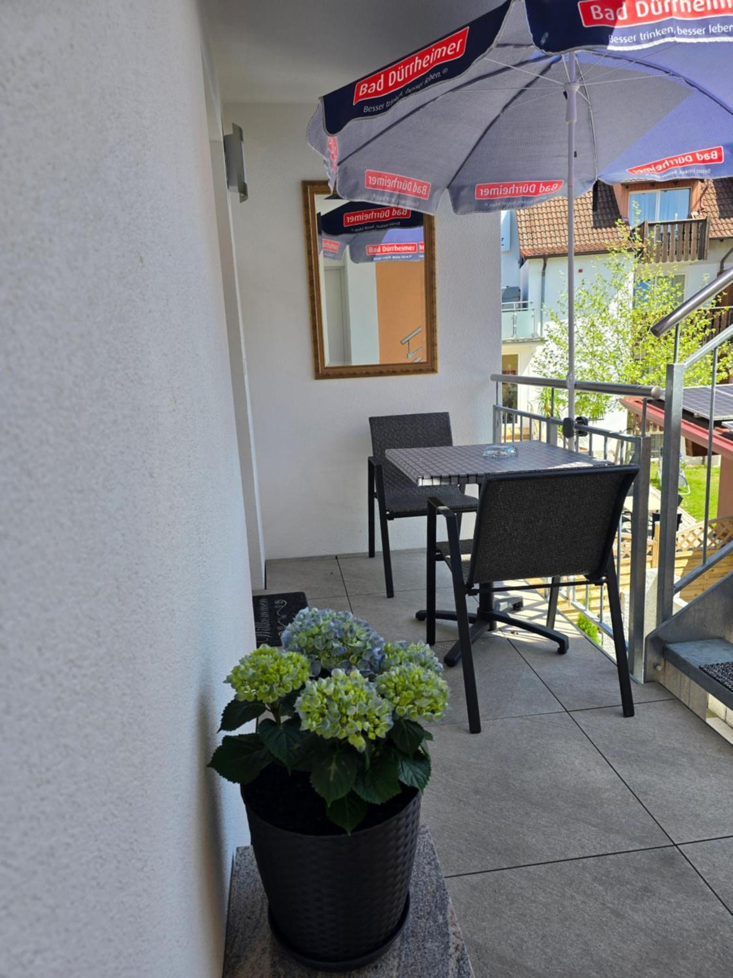 Bodensee Sunshine Zimmer & Apts. Ульдинген-Мюльхофен Экстерьер фото
